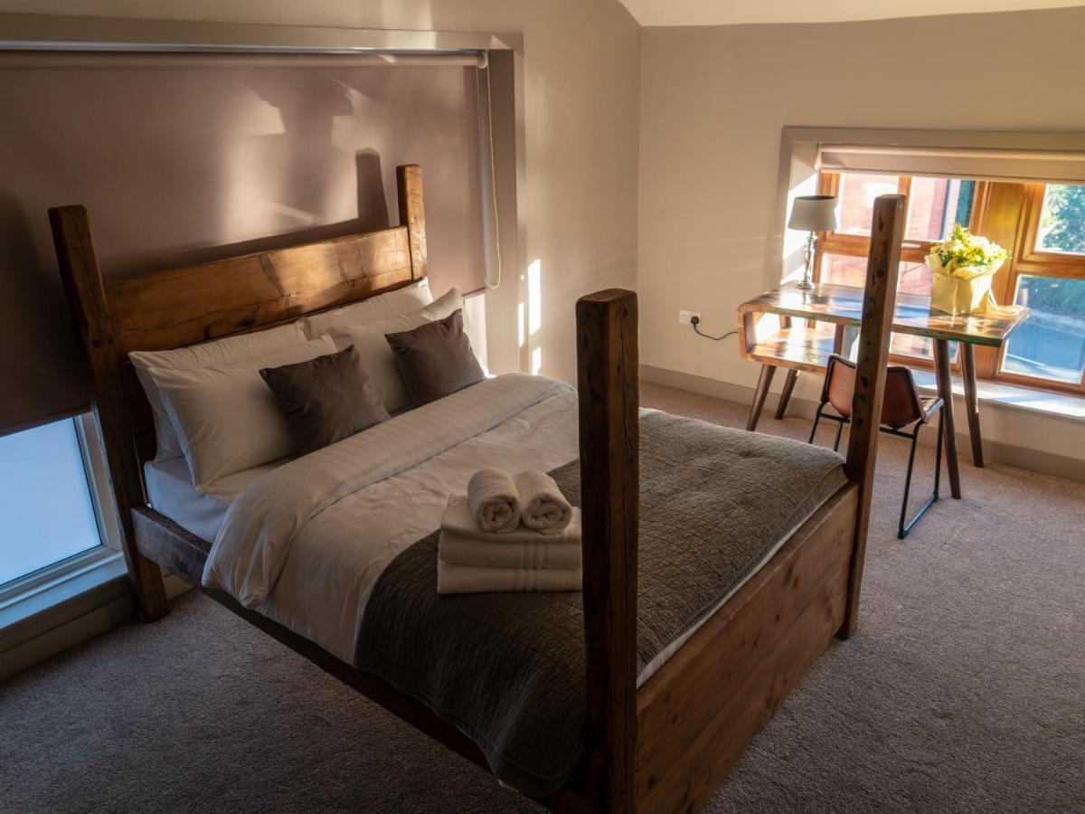 The Milestone Hotel Sowerby Bridge Cameră foto